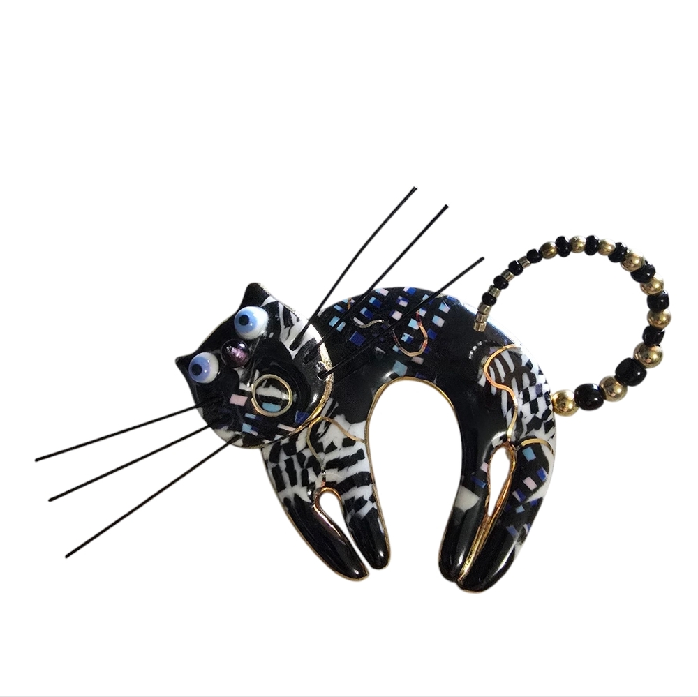 Jewelry 10 Cynthia Chuang Porcelain Arch Cat Articulated Brooch